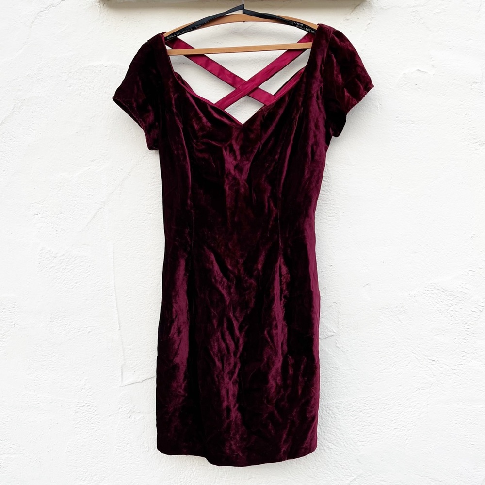 GUNNE SAX Jessica McClintock Burgundy Velvet Short Sleeve Mini Dress